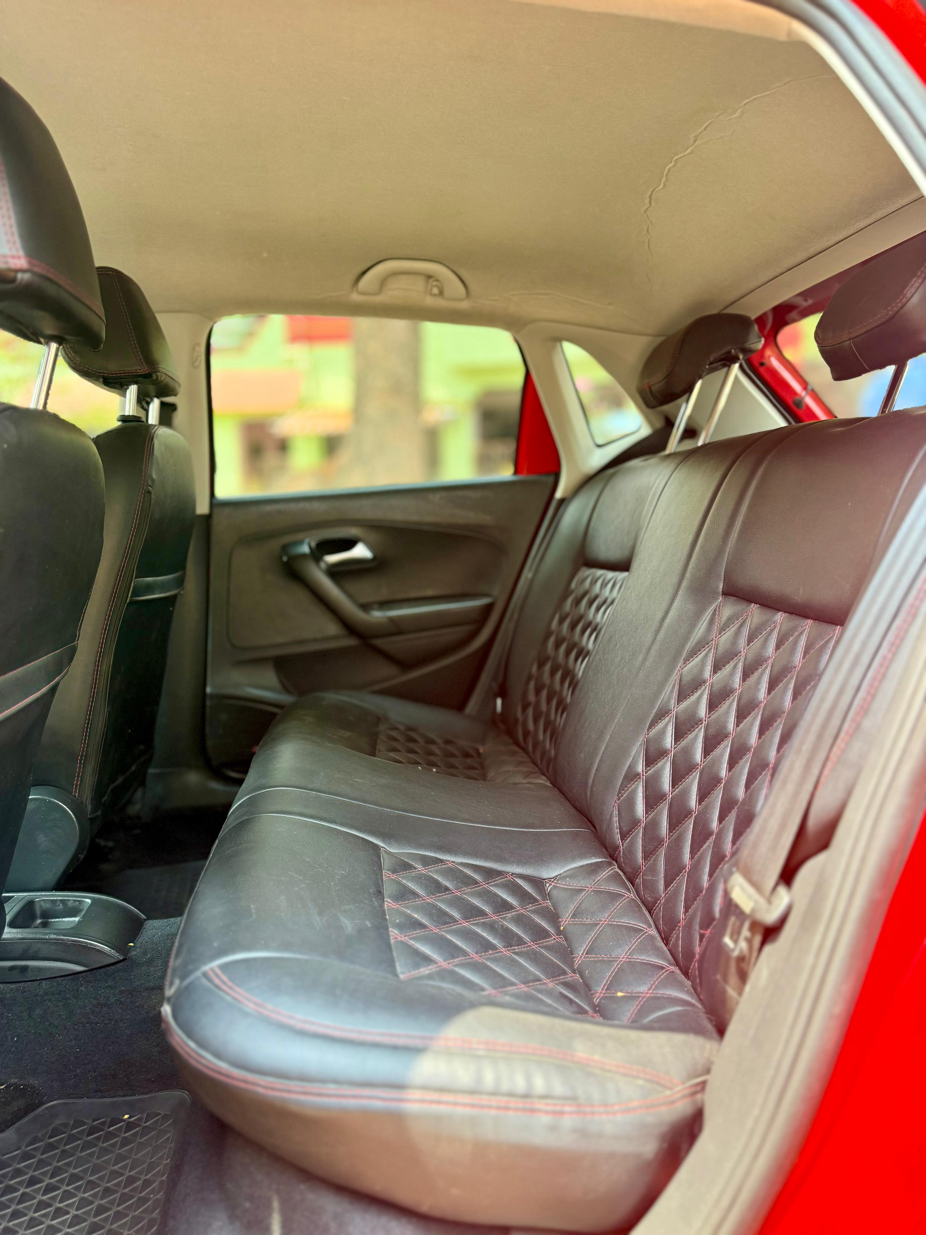 Volkswagen Polo - Image 2